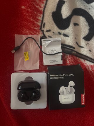 Auriculares Lenovo Negros
