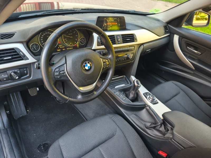 BMW Serie 3 2015, foto 7