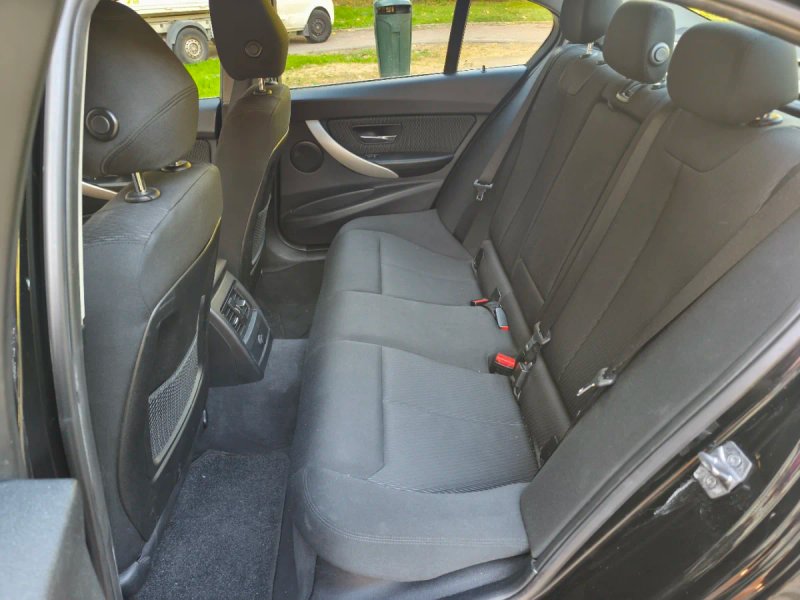 BMW Serie 3 2015, foto 8