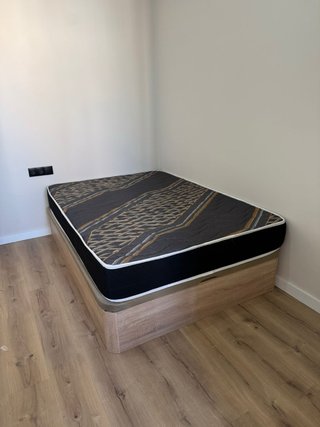 Cama con almacenaje