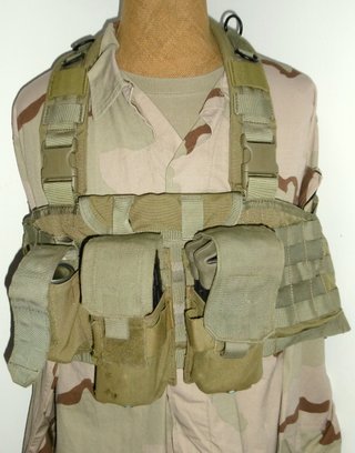 4 x BlackHawk BHI Chest Recon Commando, coyote tan