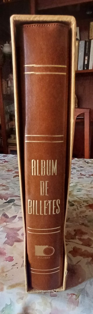Álbum para billetes marrón
