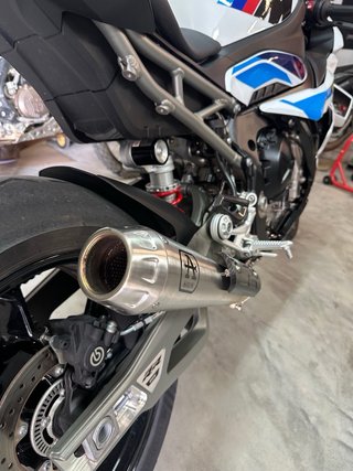 Escape Arrow Slip-On BMW S1000RR Replica