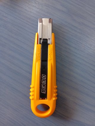Cúter de seguridad OLFA SK-4