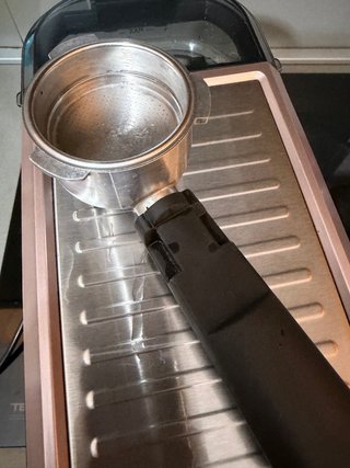 Cafetera Cecotec Cumbia Negra y Rosa