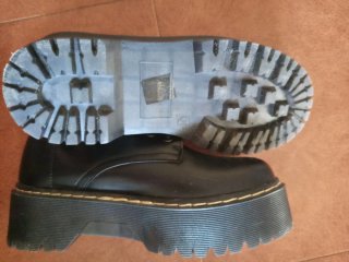 Zapatos negros de plataforma para mujer