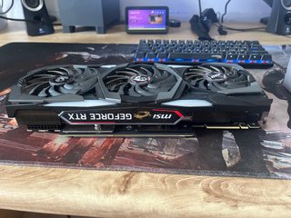 placa base con procesador i7-9700k+ tarjetagrafica