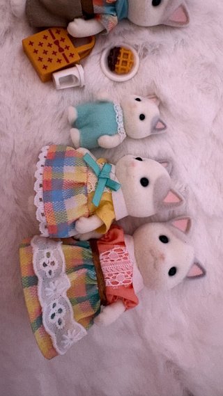 Familia Gato Latte Sylvanian Families