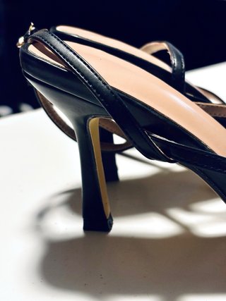 Sandalias de tacón negras
