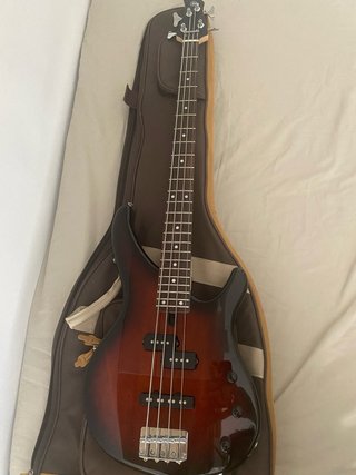 Bajo Yamaha TRBX174 + Funda Powerbag