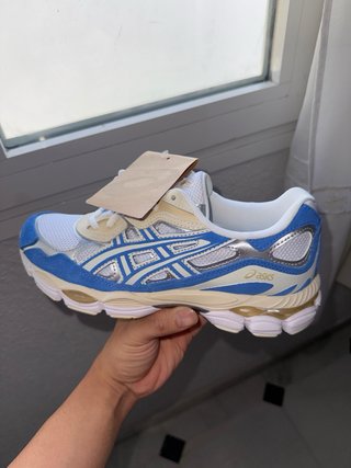 Zapatillas Asics Gel NYC Beige y Azul