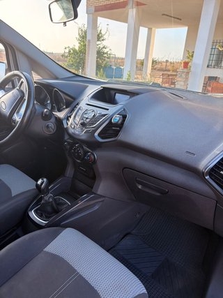 Ford EcoSport 2016