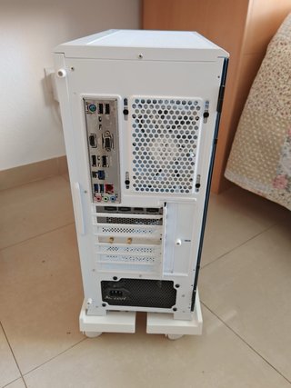 PcCom PC Gaming i5-12400F / 32GB / 1TB SSD / RTX 5