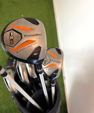 Set de Palos de Golf POWERBILT FZ3