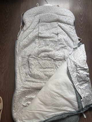 Saco invierno Pasito a Pasito floral y gris verdos