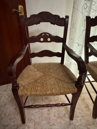 2 Sillones de Madera Maciza