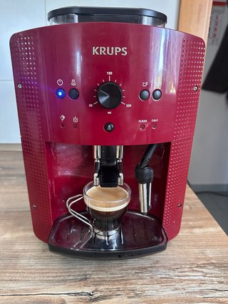Cafetera Krups Roja Automática
