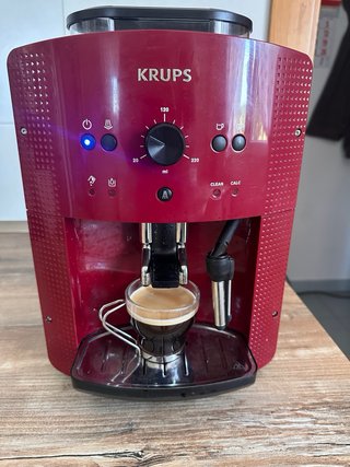 Cafetera Krups Roja Automática