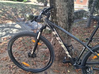 Bicicleta Trek Marlin 5 Taglia M