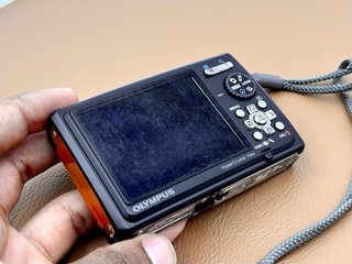 Olympus μ TOUGH 6000 Cámara Amarilla