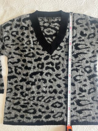 Jersey Massimo Dutti cuello pico print animal