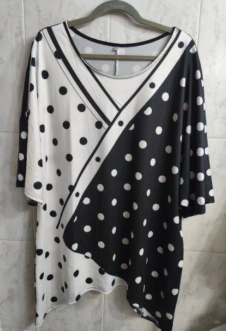 Camiseta Talla 3XL Lunares Blanco y Negro