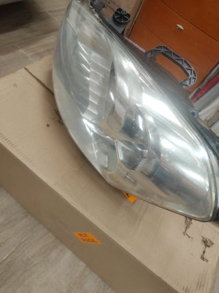 Faro Izquierdo Peugeot Partner 2012