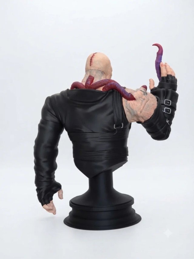 Busto Resident Evil Nemesis 36cm