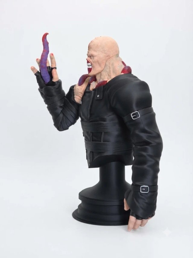 Busto Resident Evil Nemesis 36cm