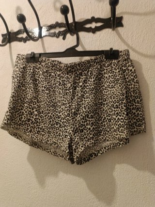 Pantalón corto pijama animal print Talla L