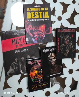 CDs Iron Maiden + Libro Metal Plan