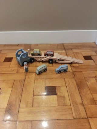 Camión Transportador de Coches de Madera