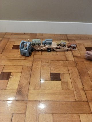 Camión Transportador de Coches de Madera