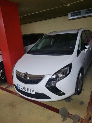 Opel Zafira Tourer 2013