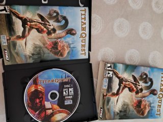 Titan Quest PC Caja Pequeña