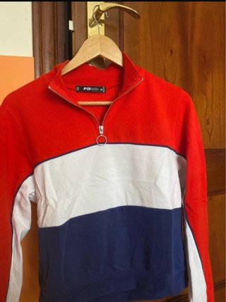Sudadera tricolor con cremallera