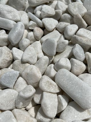 Piedra mármol Canto rodado Blanco 24/40 mm 20kg