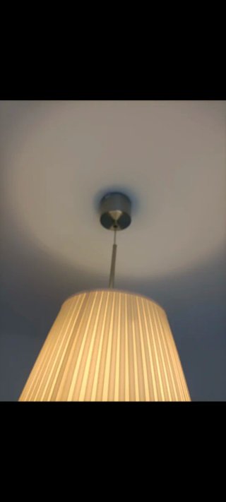 Lámpara colgante IKEA plisada