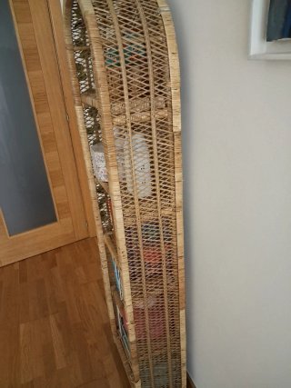 Estantería vintage ratán