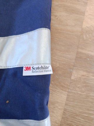 Pantalones de trabajo azul con reflectantes