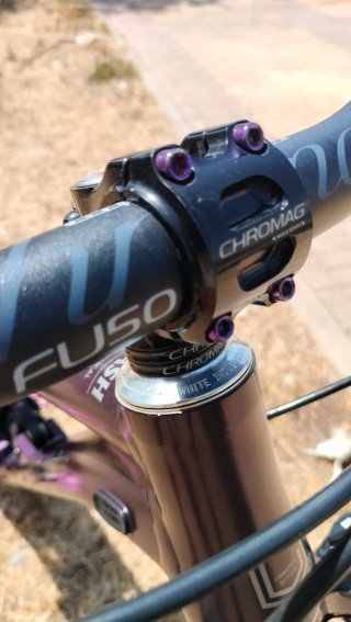 Commencal Clash 2022 Morado