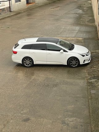 Toyota Avensis 2014