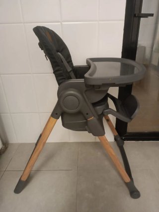 Trona bebé poco uso