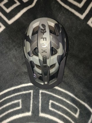 Casco Fox