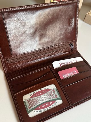 Cartera Juanito Gomez Retro Diseño Piel