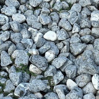 Piedra mármol NEGRO Canto rodado  20kg