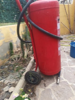 Carro extintor 50kg polvo ABC vacio