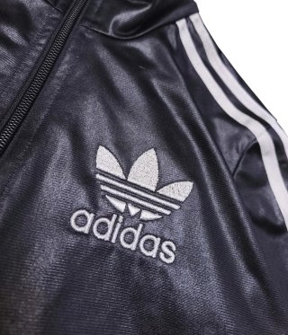 Chaqueta Adidas Chile 62 Shiny Black Vintage Y2K