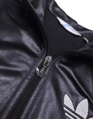 Chaqueta Adidas Chile 62 Shiny Black Vintage Y2K