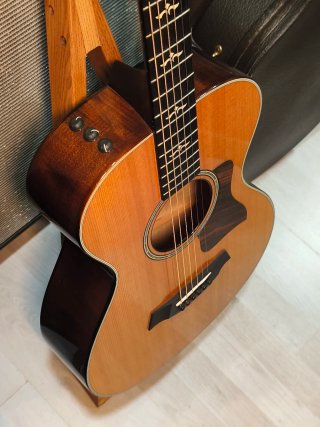 Taylor 612e 12-Fret Guitarra Acústica
